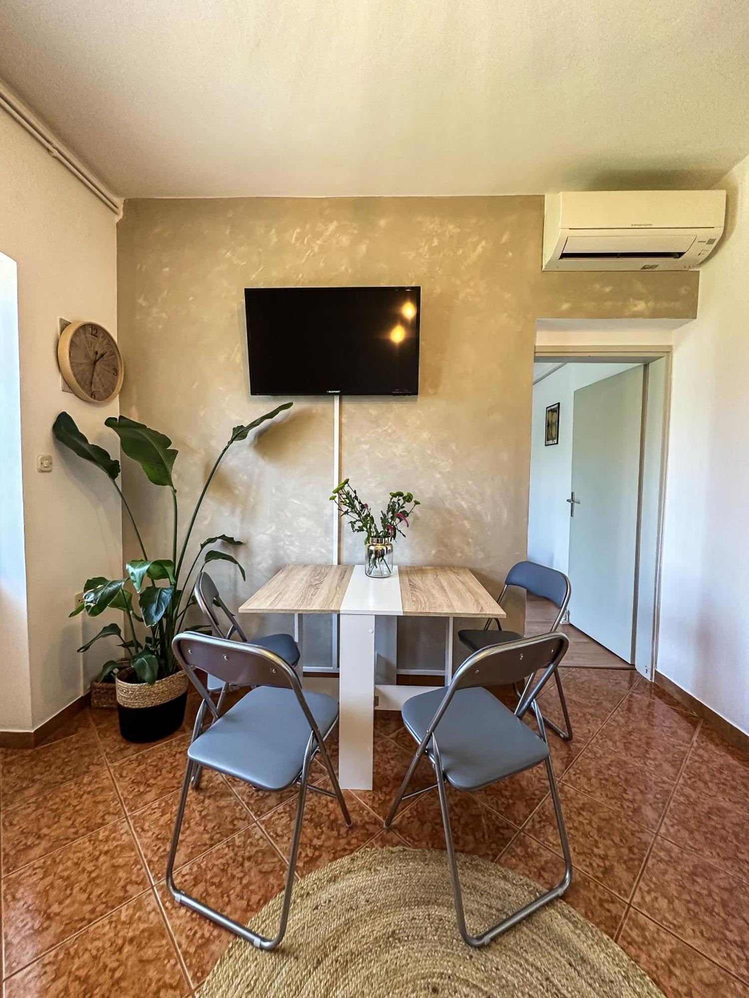 Apartments Dent 乌马格 外观 照片